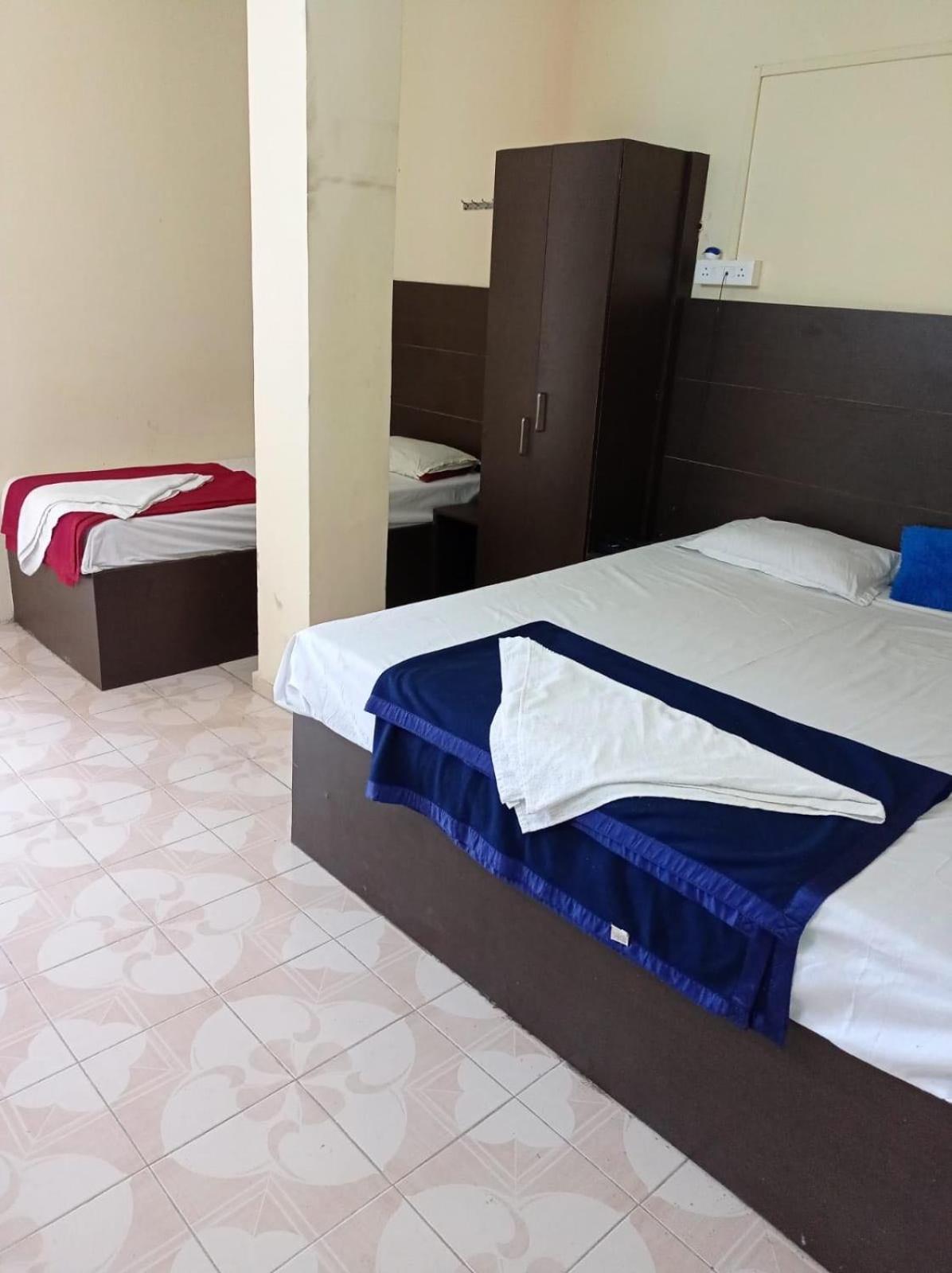Oyo 81600B Pearl Marine Hotel Port Blair Kültér fotó